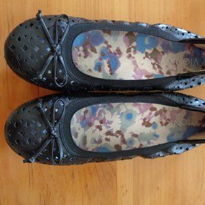 Vionic  Leather Ballet Flats Black, 8.5 US